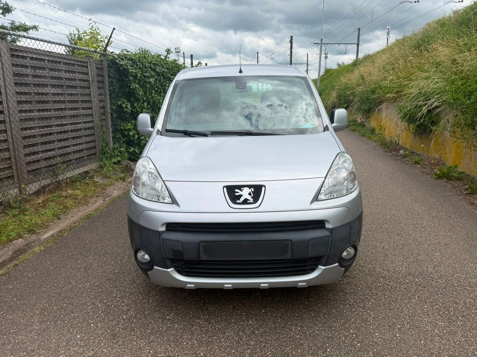 Peugeot Partner 1.6 HDi Diesel — 2012 — 138 000 km, Achat, 6 portes, Entreprise, Boîte manuelle