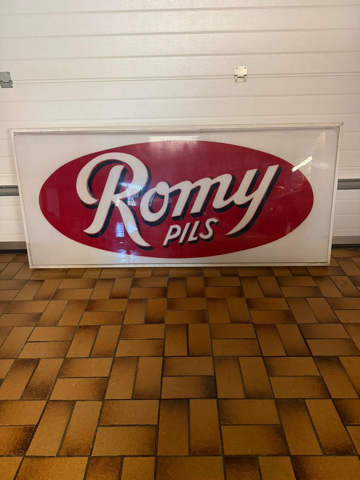 Lichtreclame Romy Pils, Collections, Enlèvement, Utilisé