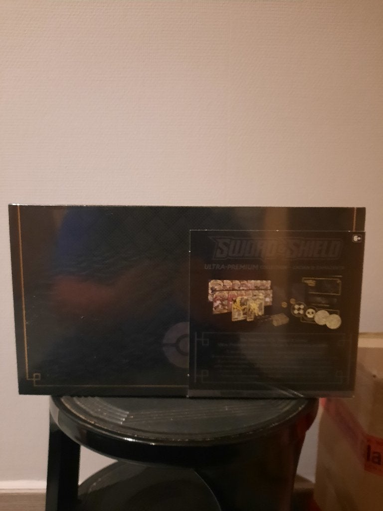 Pokemon collection box, Enlèvement, Neuf, Autres types, Foil