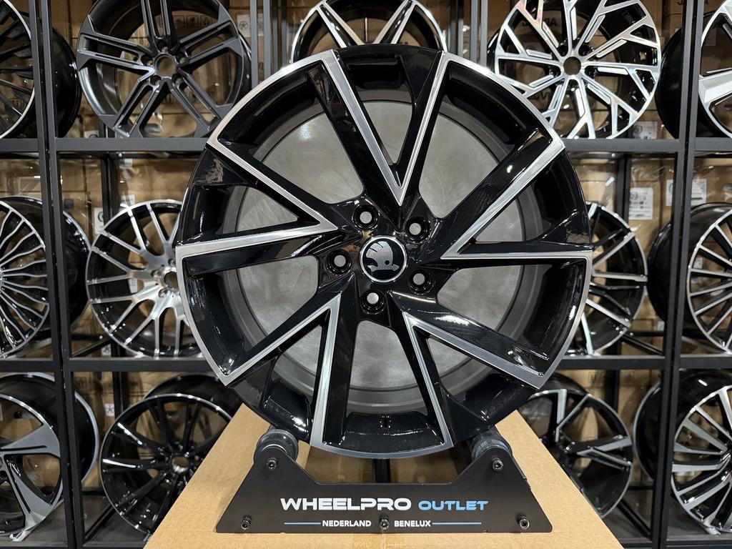 18" SKODA RS Look Sportvelgen SKODA OCTAVIA KODIAQ KAROQ VW