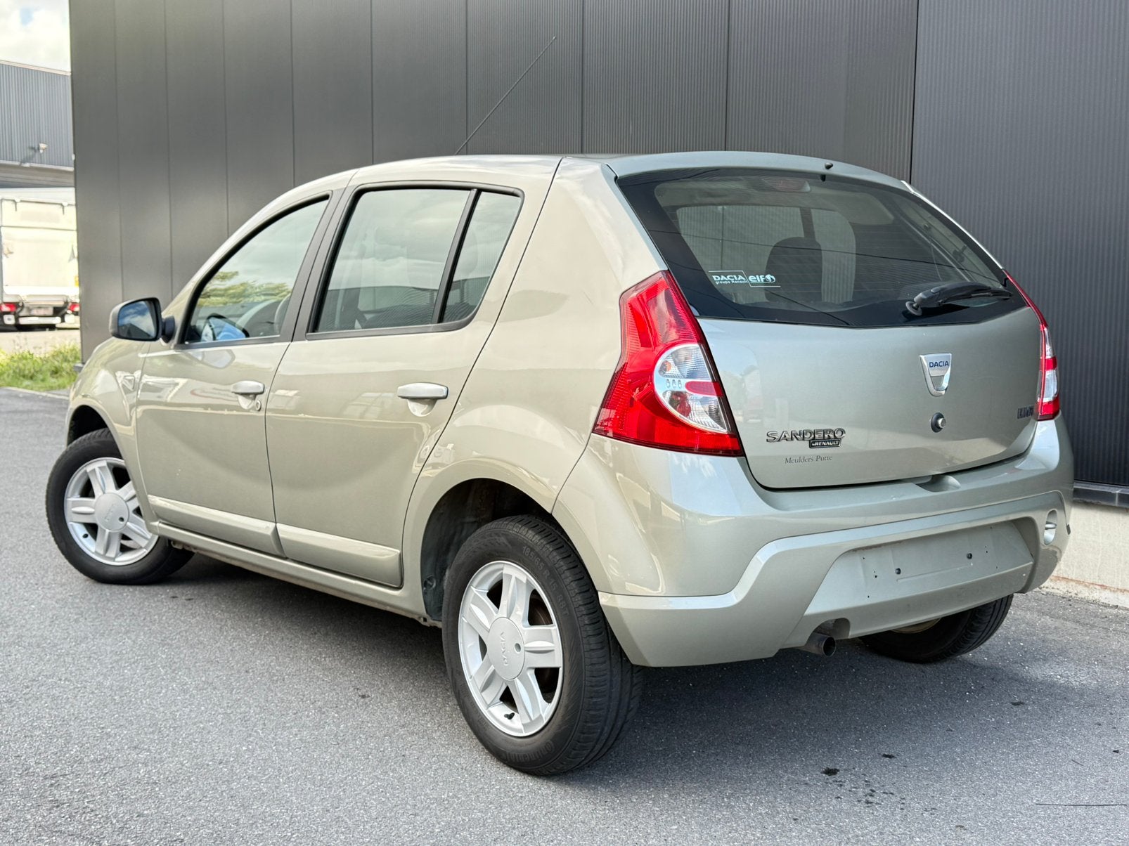 Dacia Sandero 1.4 Benzine – 2010 – Slechts 44.000 km !!, Auto's, Voorwielaandrijving, https://public.car-pass.be/vhr/a41e207c-ec43-4a12-9a7a-edb1c56110a3#