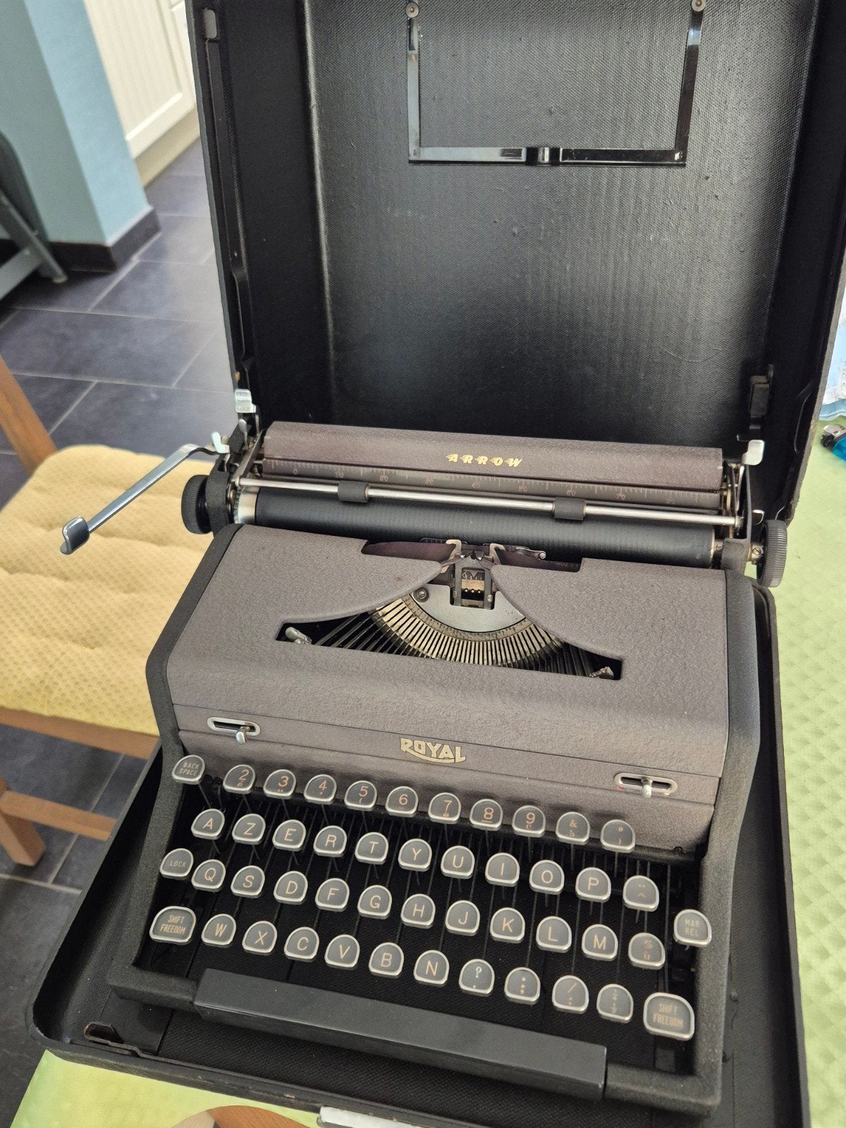 typemachine Royal 1948, Ophalen