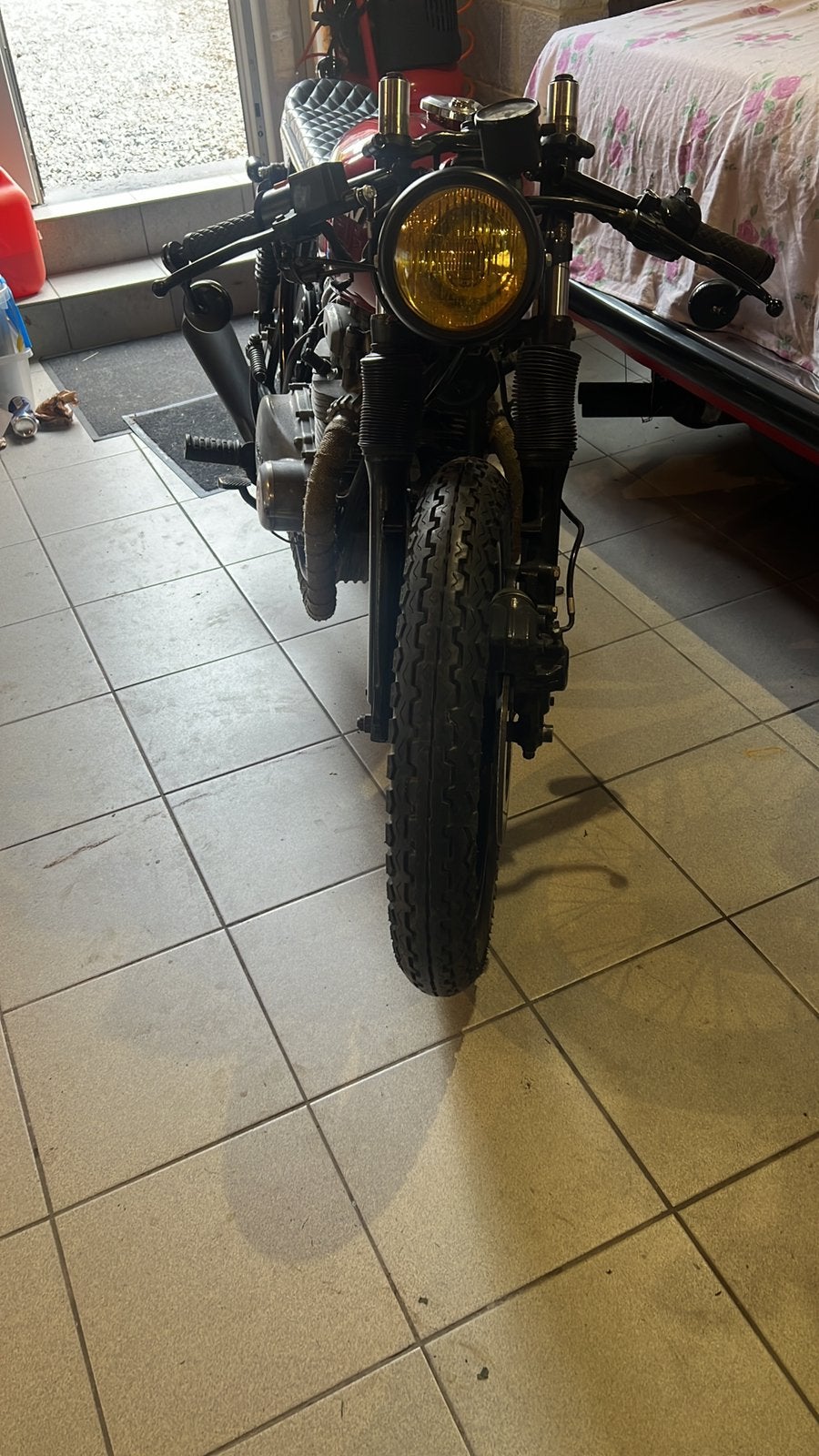 Kawasaki 400 café racer, Particulier