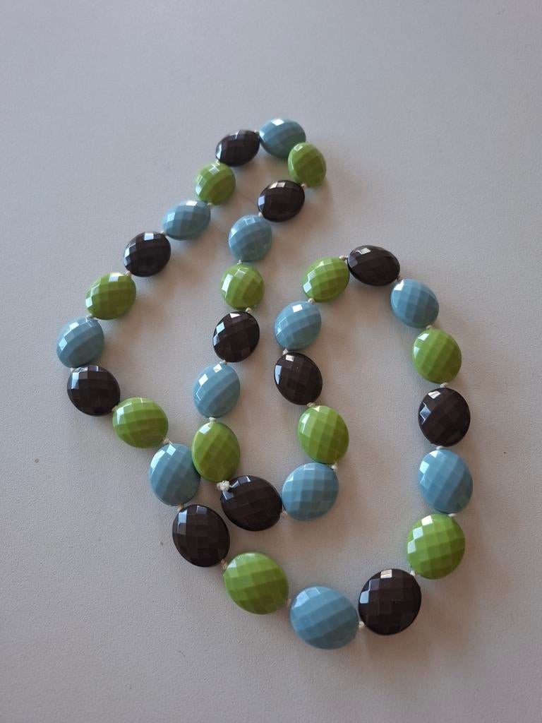 Lange gekleurde ketting, Handtassen en Accessoires, Ophalen of Verzenden, Blauw