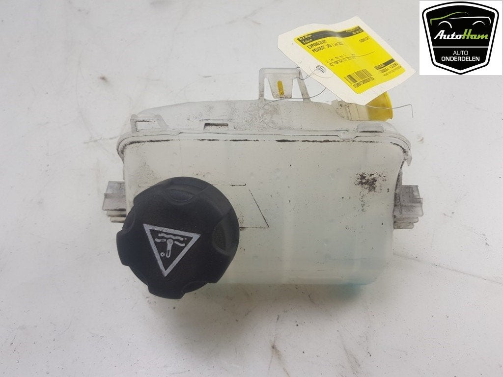 VASE D'EXPANSION Peugeot 308 (F3 / FB / FH / FM / FP), Kontakt-peugeot@peugeot.com, Utilisé, Peugeot Deutschland GmbH, Bahnhofsplatz
65423  Rüsselsheim, DE