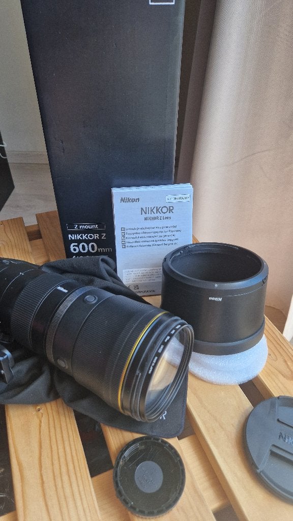 Nikon NIKKOR Z 600mm f/6.3 VR S — staat: als nieuw, Ophalen, Zo goed als nieuw, Standaardlens