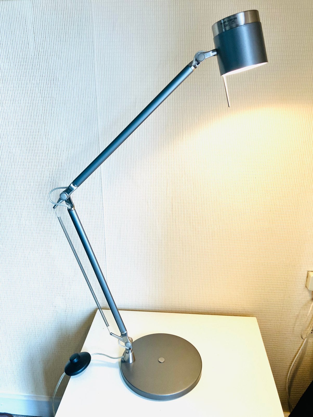 VINTAGE 80’s DESIGN BUREAULAMP VAN “MASSIVE” (Zie Beschr.), 80's Industriëel Design Vintage, Ophalen of Verzenden, Zo goed als nieuw
