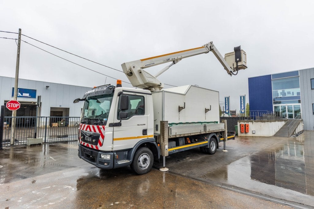 MAN TGL 12.220 BB - DANILFT WDT 180S (bj 2016), Achterwielaandrijving, Euro 6, MAN, Wit