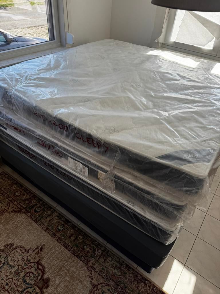 Matras 100x200 en 200x200 merk: Sleepy, Enlèvement, Comme neuf, Matelas