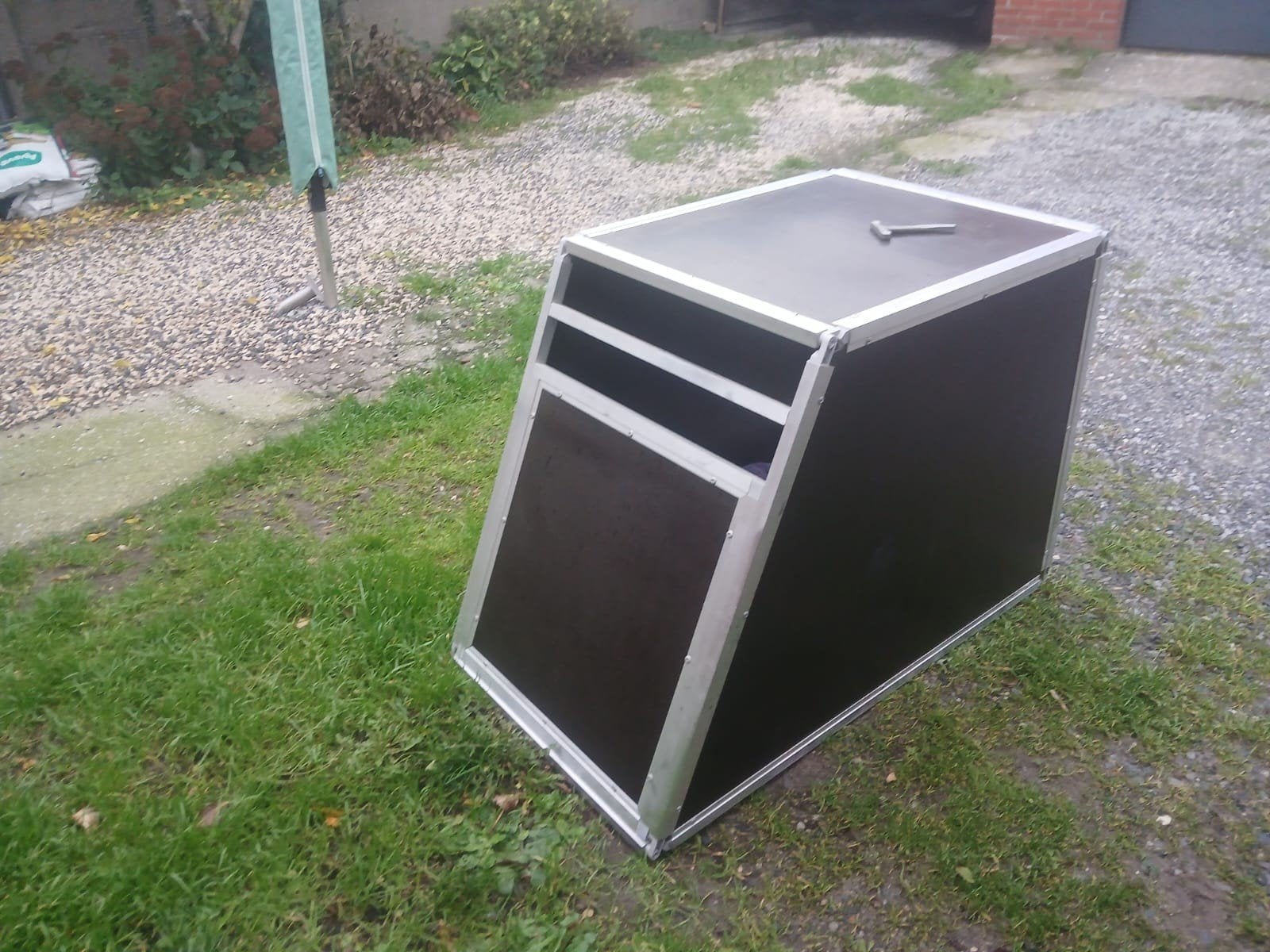 autobench hond, Dieren en Toebehoren, Ophalen, Gebruikt, 65 tot 100 cm, Hondenhok