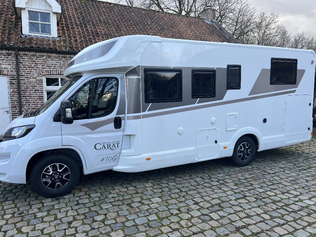 Camper TE HUUR, Fiat, Douche, Bedrijf, Half-integraal