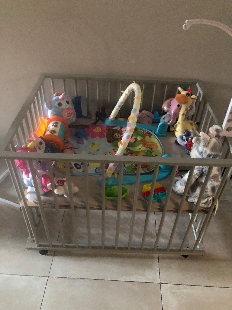 Babypark grijs, Kinderen en Baby's, Babyparken, Ophalen, Gebruikt, Rechthoekig, In hoogte verstelbaar