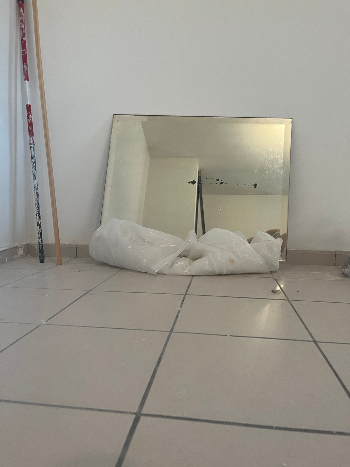 Miroir biseauté vintage – 81x63cm – pièce de famille, Enlèvement, Comme neuf