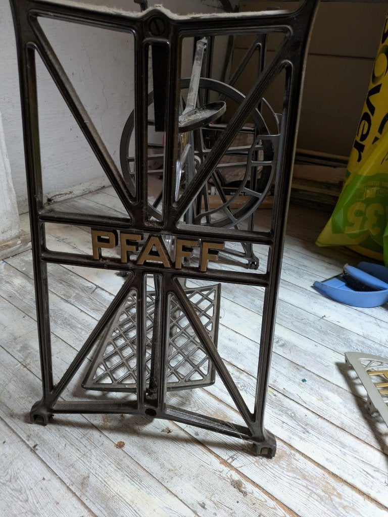 antiek, industrieel onderstel voor tafel, Antiek en Kunst, Antiek | Meubels | Tafels, Ophalen