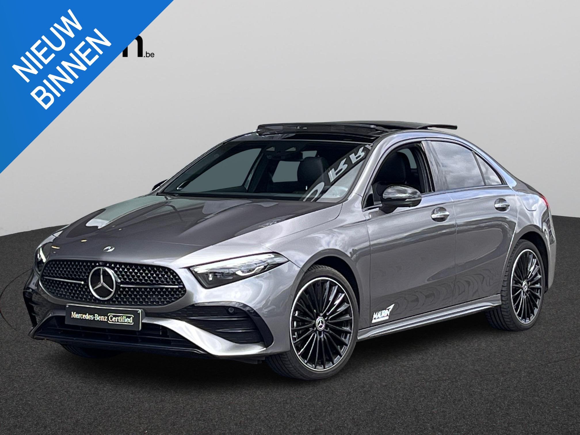 Mercedes-Benz A-Klasse Limousine A 250 e AMG Line, Auto's, 4 deurs, Stof, Gebruikt, 16 kWh
