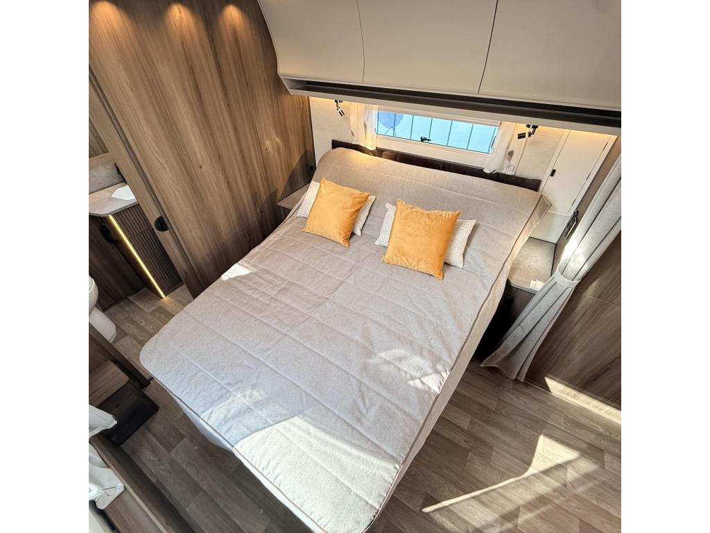 Kabe Imperial 880 TDL E8, Schokbreker, Rondzit, Bedrijf, Kabe