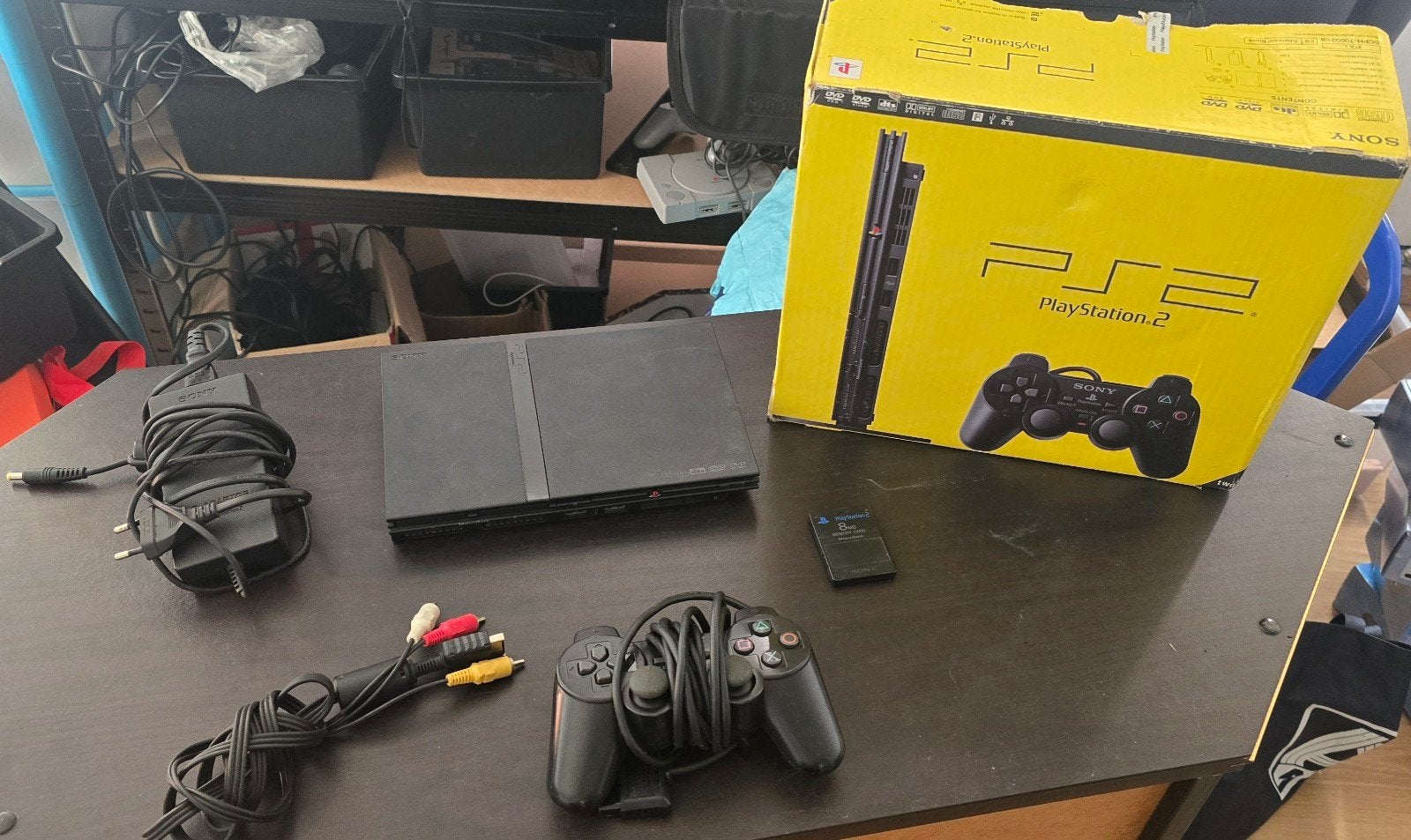 ps2 slim compleet box, Games en Spelcomputers, Spelcomputers | Sony PlayStation 2, Gebruikt, Zwart, Ophalen of Verzenden, Met geheugenkaart