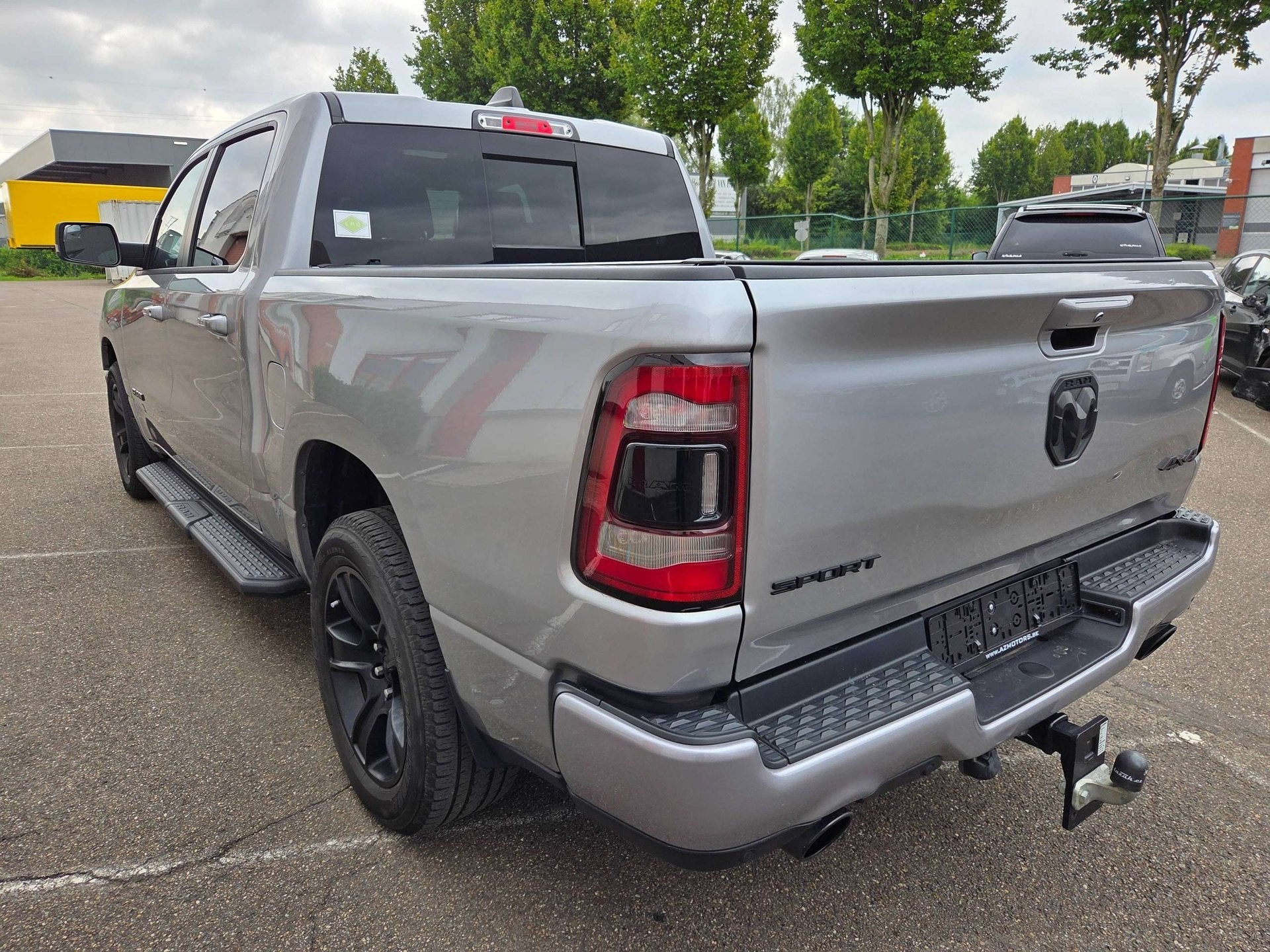Dodge Ram 5.7L V8 HEMI RAM 1500 Sport LPG/Pano/Keyless/Incl, Autos, Dodge, Argent ou Gris, Achat, 2535 kg, Noir