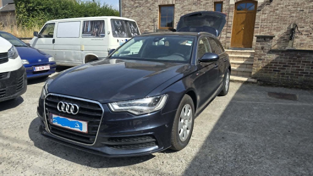 AUDI A6 Avant 2.0 TDI 163 S-line 1ère MAIN Full Options, Cuir, Euro 5, Achat, Boîte manuelle