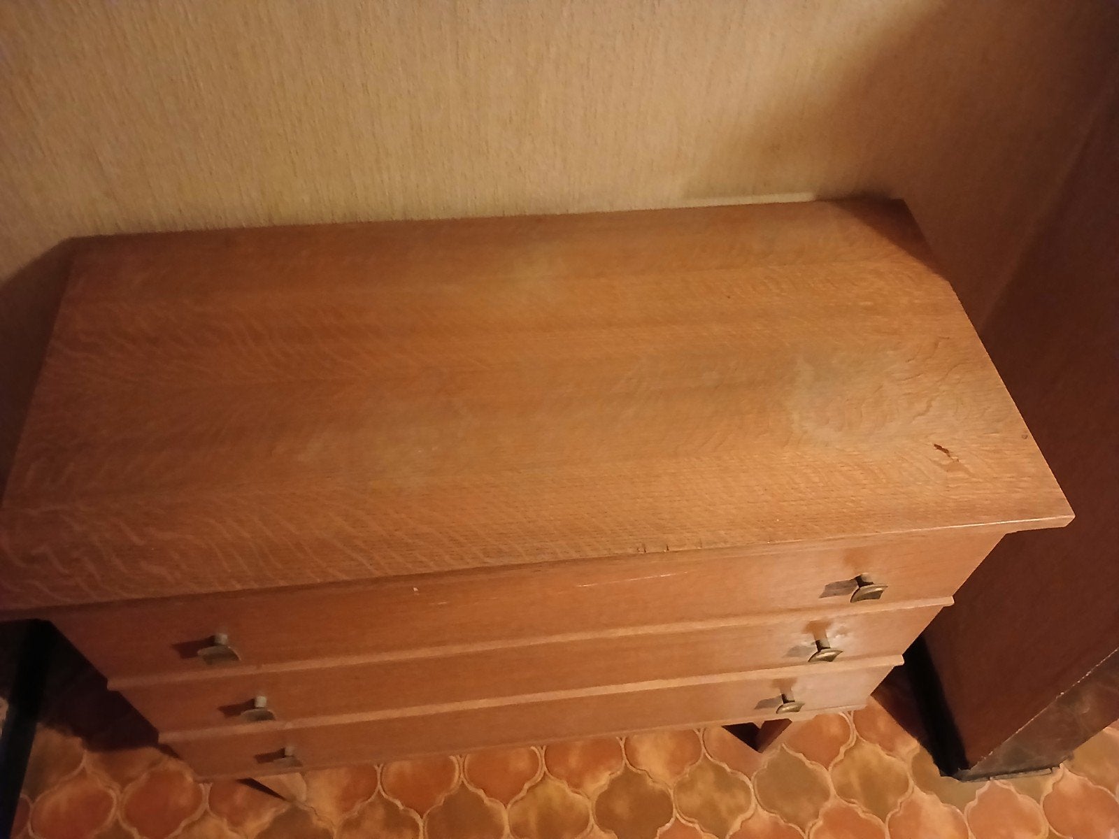 Oude kast, Ophalen