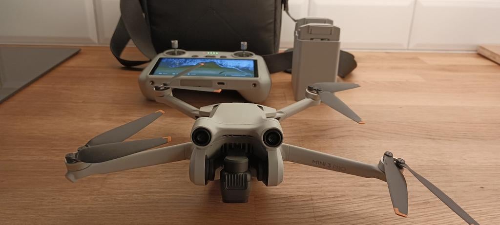 Drone Dji mini 3 pro met controller te koop., Audio, Tv en Foto, Drones, Ophalen, DJI