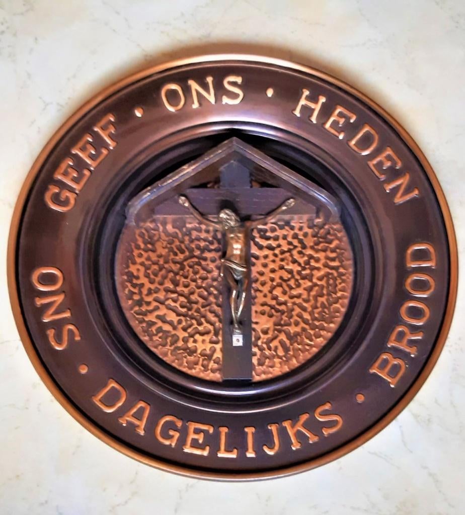 Koperkleurig bord met spreuk: 'Geef ons heden...', Antiek en Kunst, Ophalen