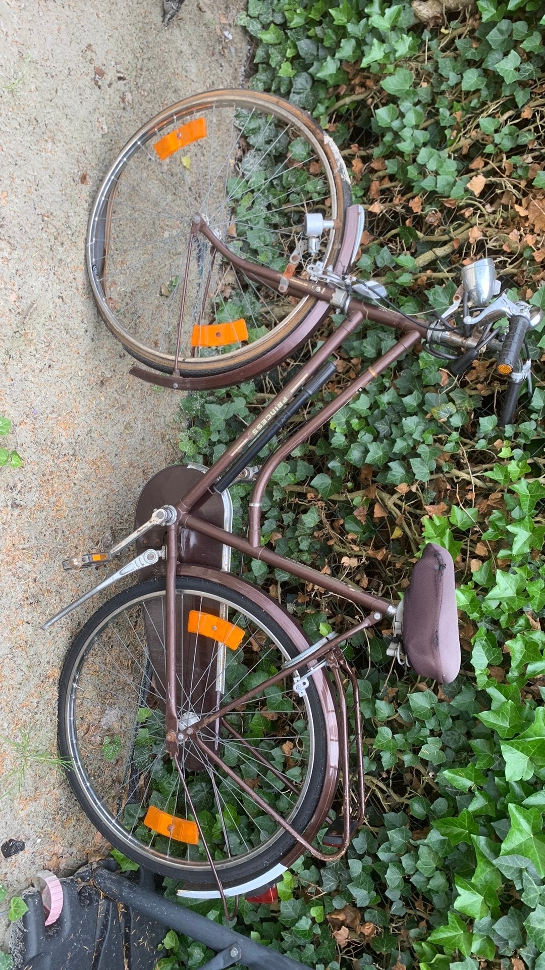 Fiets te koop - banden na te kijken, Ophalen