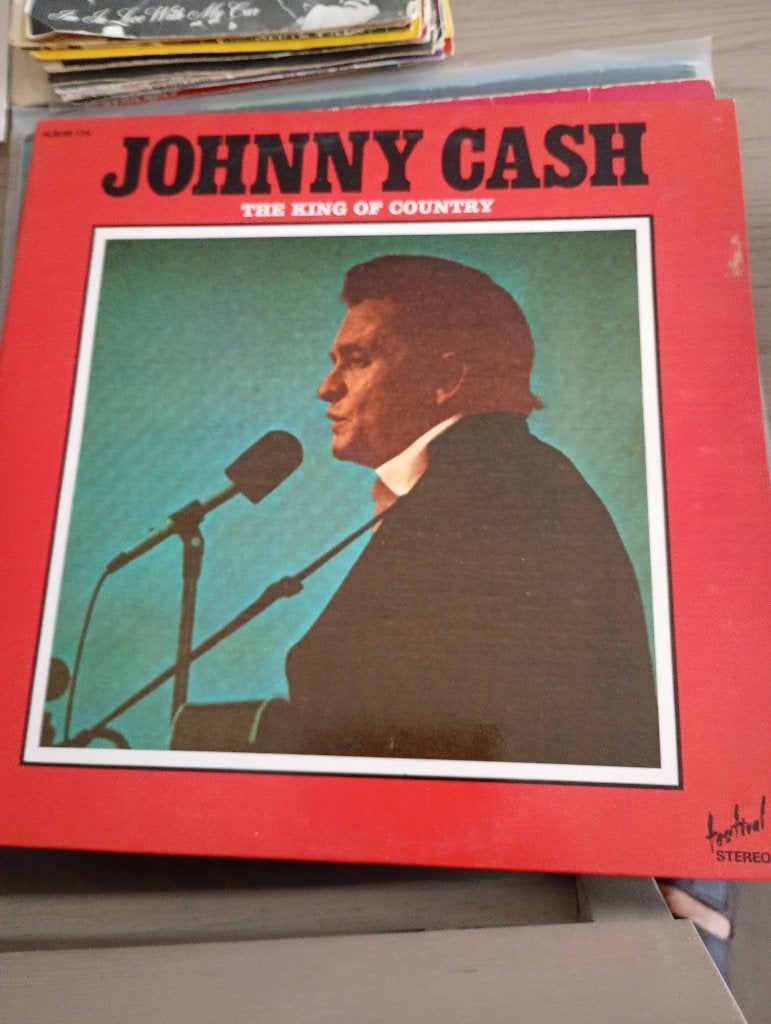 Johnny Cash - The king of country ( dubbel lp ), Cd's en Dvd's, Vinyl | Country en Western, LP, Gebruikt, Verzenden, Fotohoes