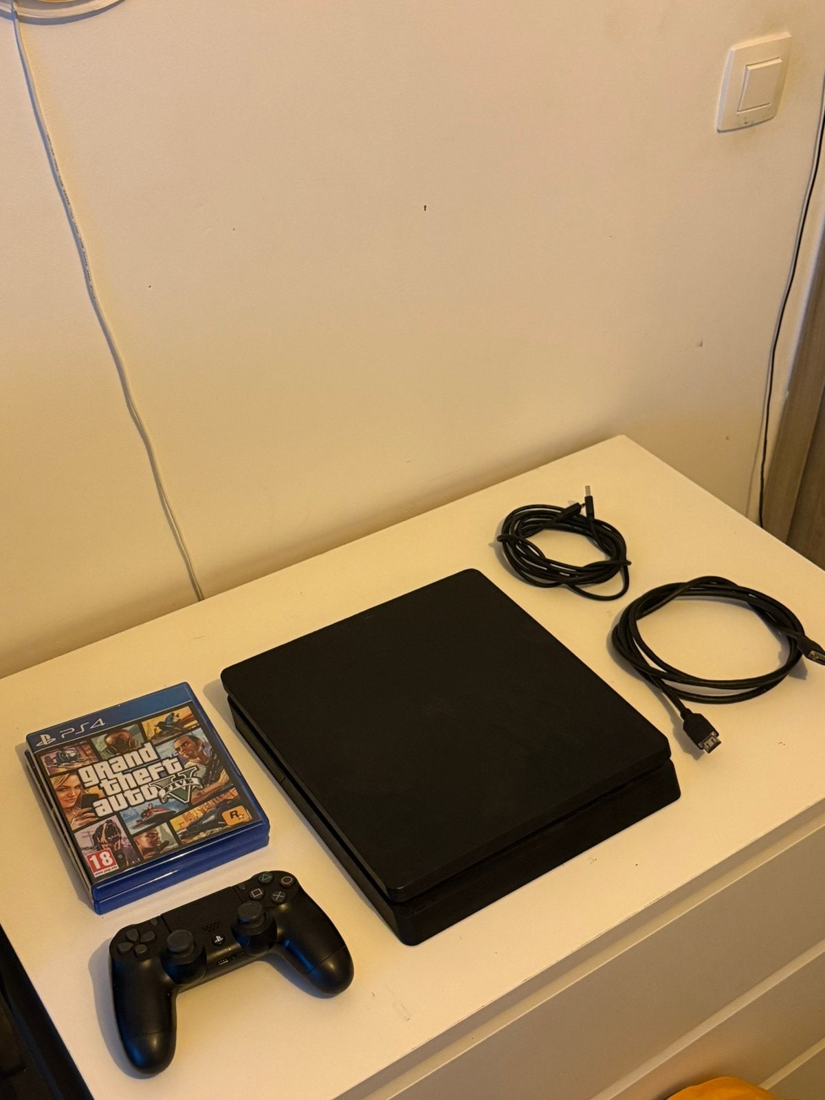 Playstation 4 slim 500gb, Ophalen, Zo goed als nieuw, Met 1 controller, Slim