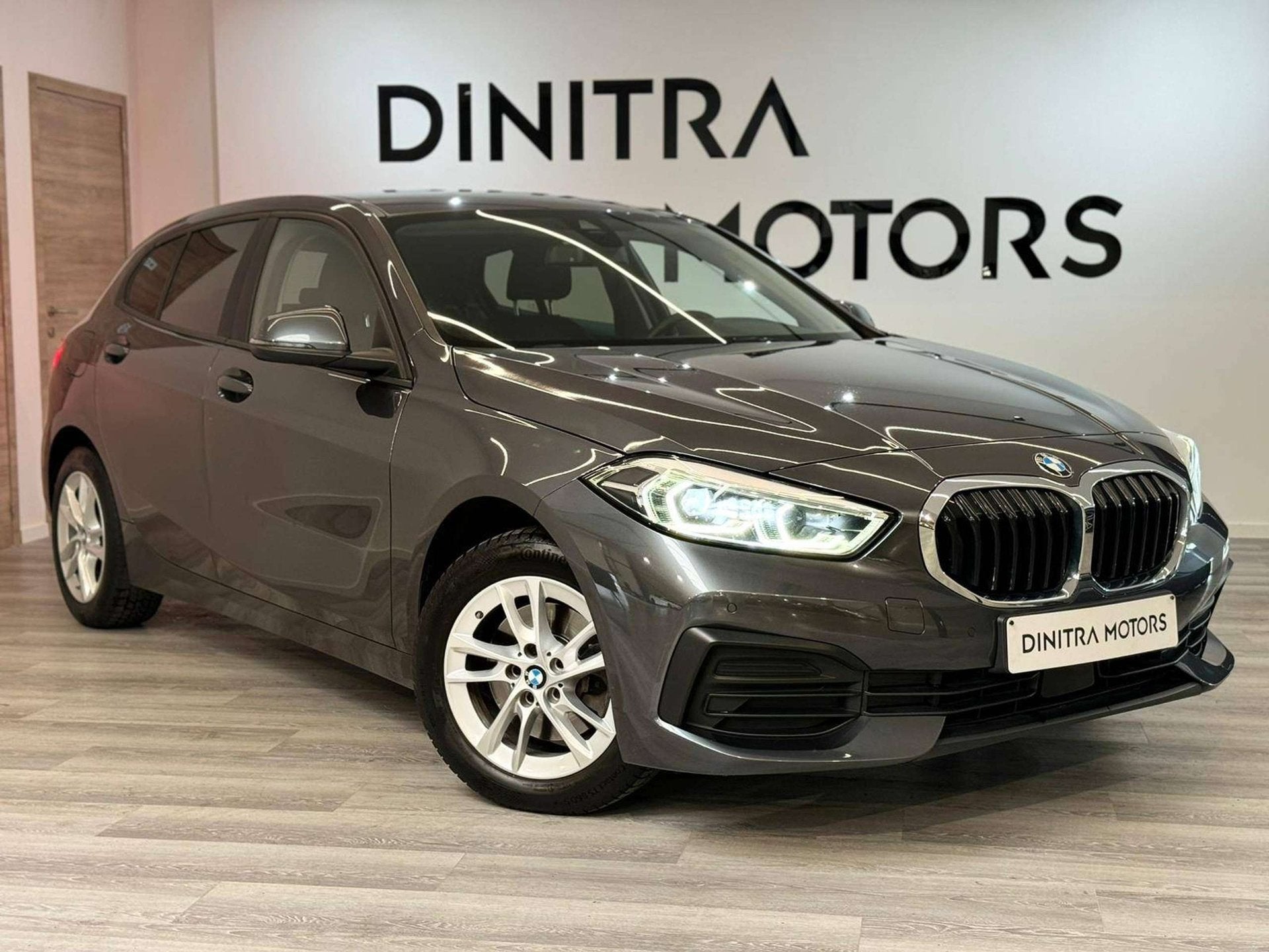 BMW 116 - Carplay/Android Auto/Navi/Cruise/AUTOMAAT, Automaat, USB, Gebruikt, 116 pk