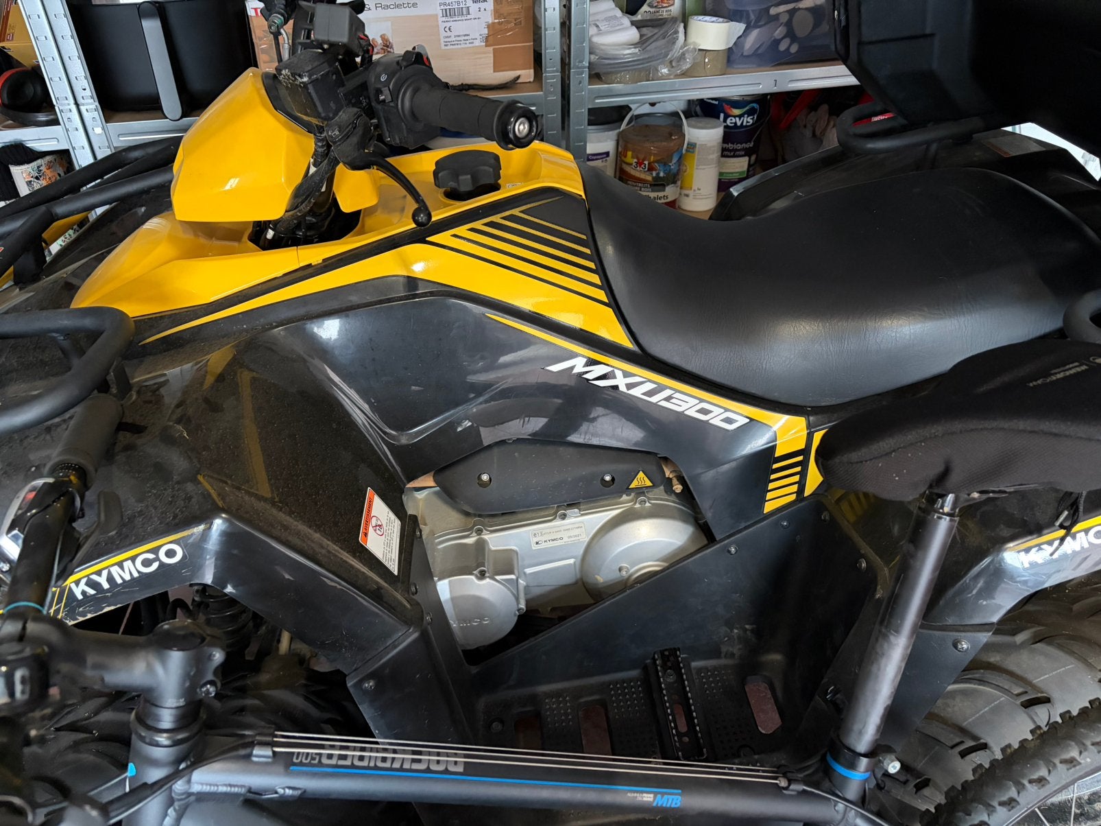 Kymco mxu300 2021 1500km, Motos