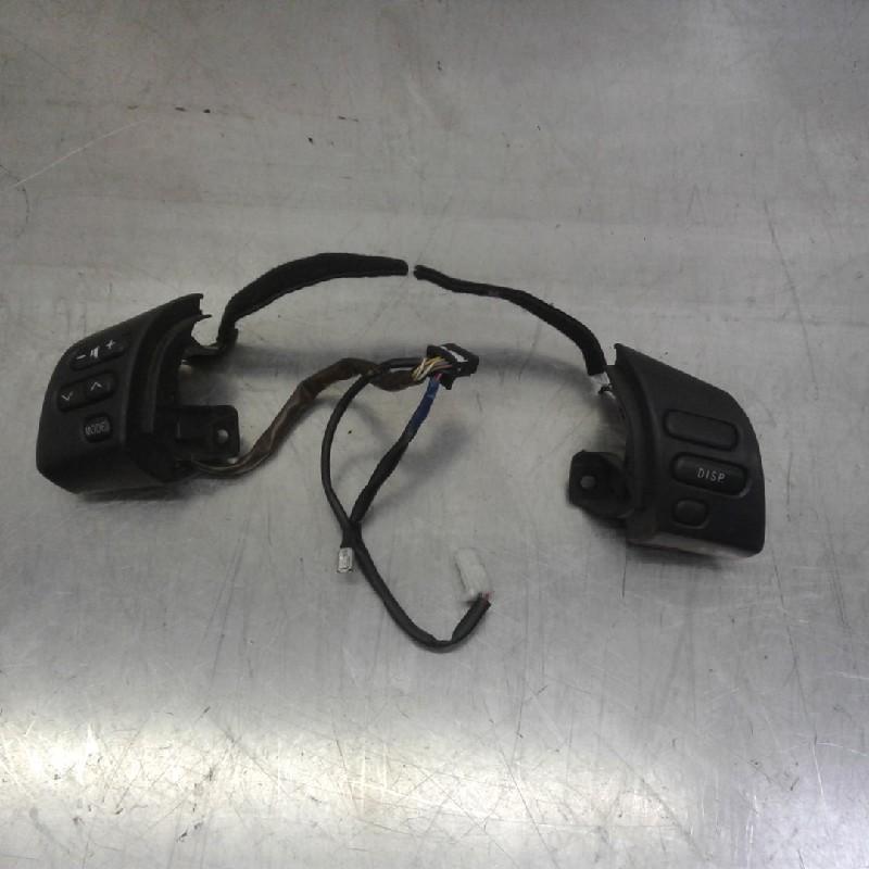 COMMANDE DE RADIO AU VOLANT Toyota Corolla Verso (R10 / 11), Utilisé, Toyota