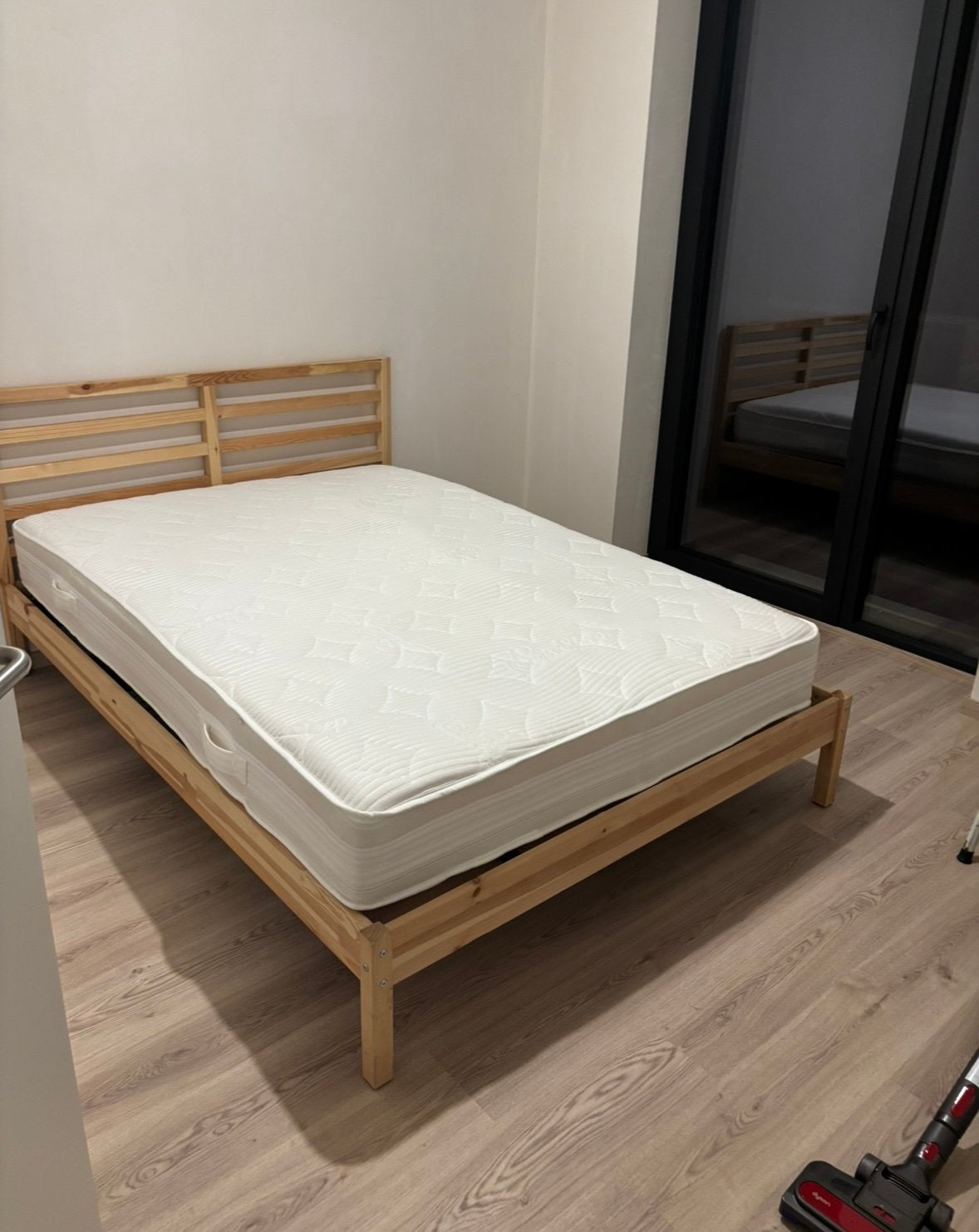 Bed Ikea Tarva, Huis en Inrichting, Ophalen, Zo goed als nieuw