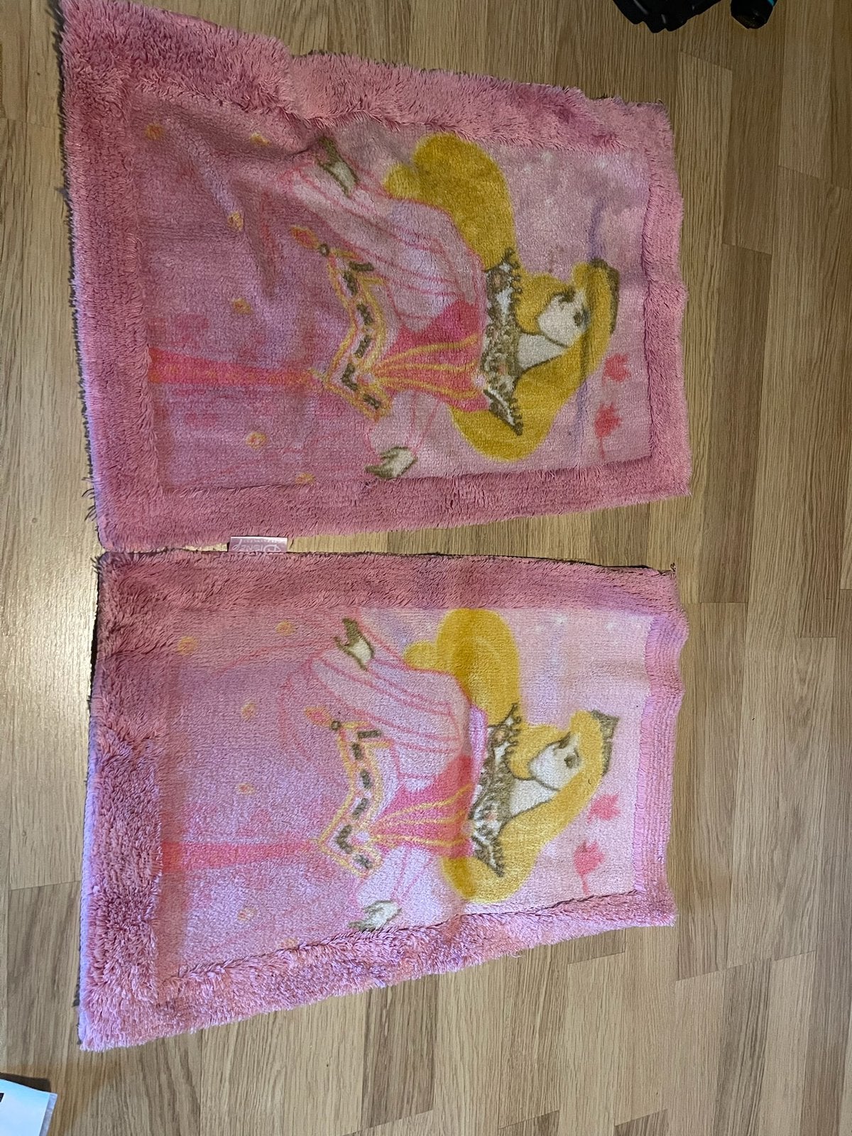 2 matjes Doornroosje, Ophalen, Zo goed als nieuw