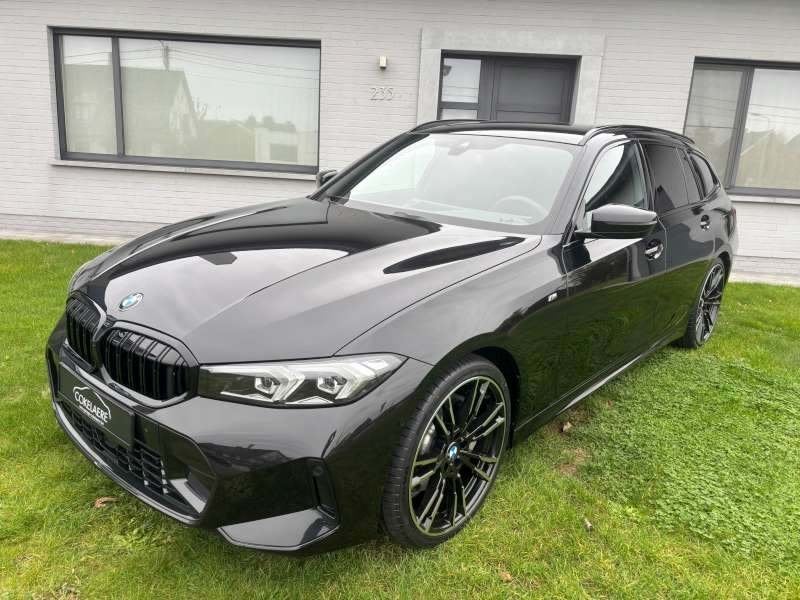 BMW 330iA Touring M-Sport ActiveCruise/HarmanKardon/SportRem, Autos, BMW, Cuir et Alcantara, Achat, Euro 6, Entreprise