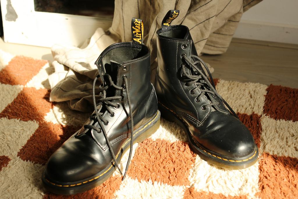 Dr. Martens 1460 Smooth Zwart, Vêtements | Hommes, Chaussures, Bottes, Enlèvement ou Envoi, Comme neuf, Noir