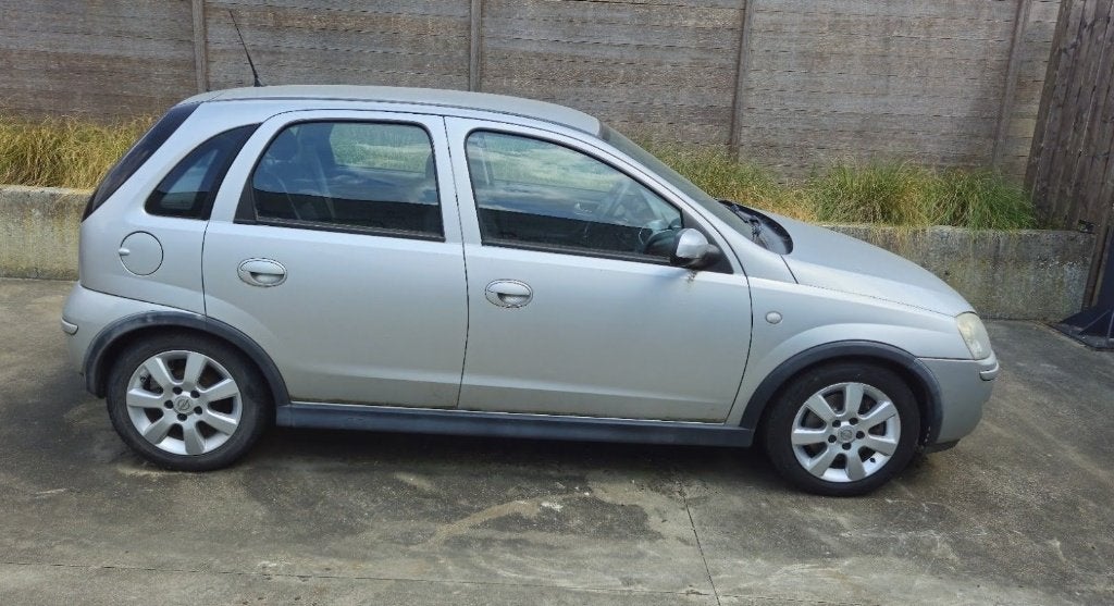 Opel corsa 1.7 CDTI 100 Cv, Autos, Achat, Electronic Stability Program (ESP), Entreprise, Boîte manuelle