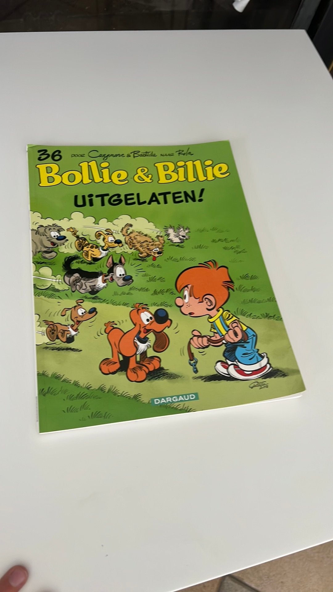 Uitgelaten, Ophalen, Zo goed als nieuw