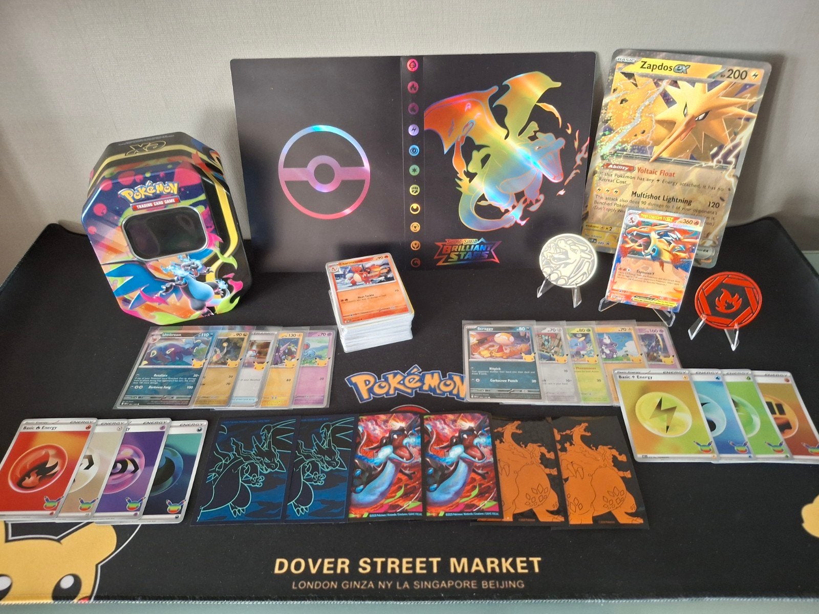 Coffret à collectionner Pokémon  Charizard, Enlèvement ou Envoi