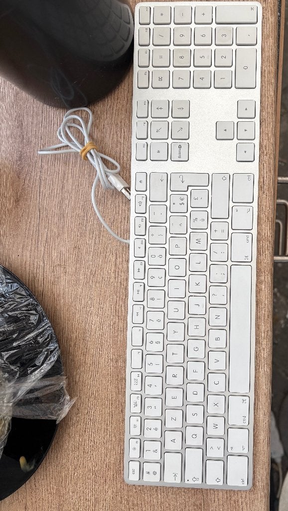 apple clavier usb a1243, Azerty, Ophalen of Verzenden, Apple, Bedraad
