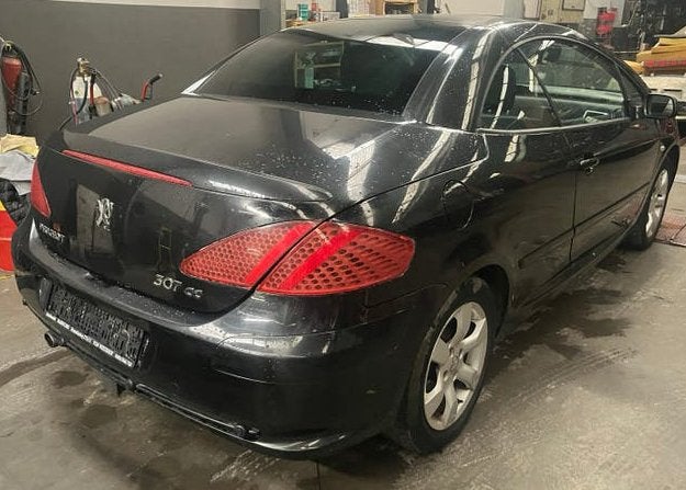 Peugeot 307 cabrio, Auto's, Zwart, Particulier, 3 deurs, Handgeschakeld