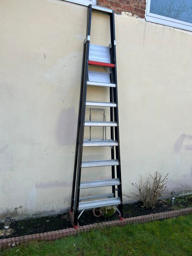 Altrex taurus ladder, Ophalen, Zo goed als nieuw, Ladder