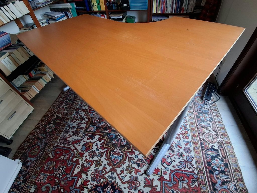 RUIM IKEA-BUREAU – IN HOOGTE VERSTELBAAR – 160 CM, Ophalen, Zit-sta bureau, 160 cm, Gebruikt
