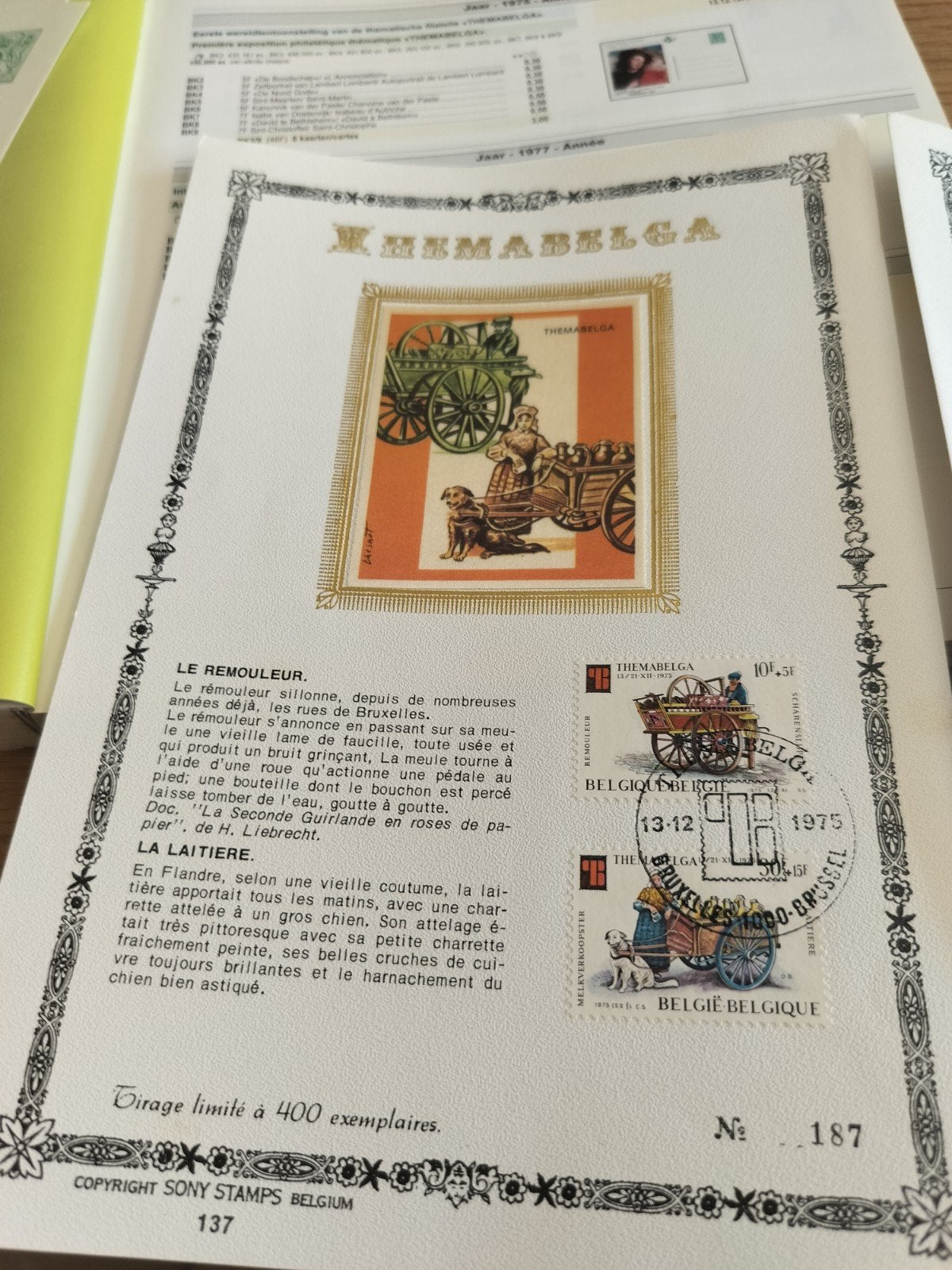 3 goudbladen Themabelga 1975 uitgave Sony Stamp Franstalig, Hobby en Vrije tijd, Borduren en Borduurmachines, Verzenden