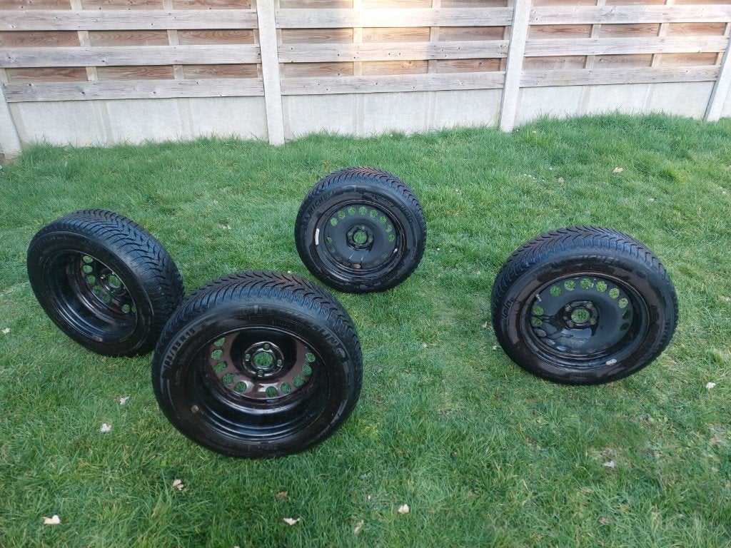 4x Michelin winterbanden met velgen, Auto-onderdelen, Ophalen, 15 inch, Banden en Velgen, 185 mm