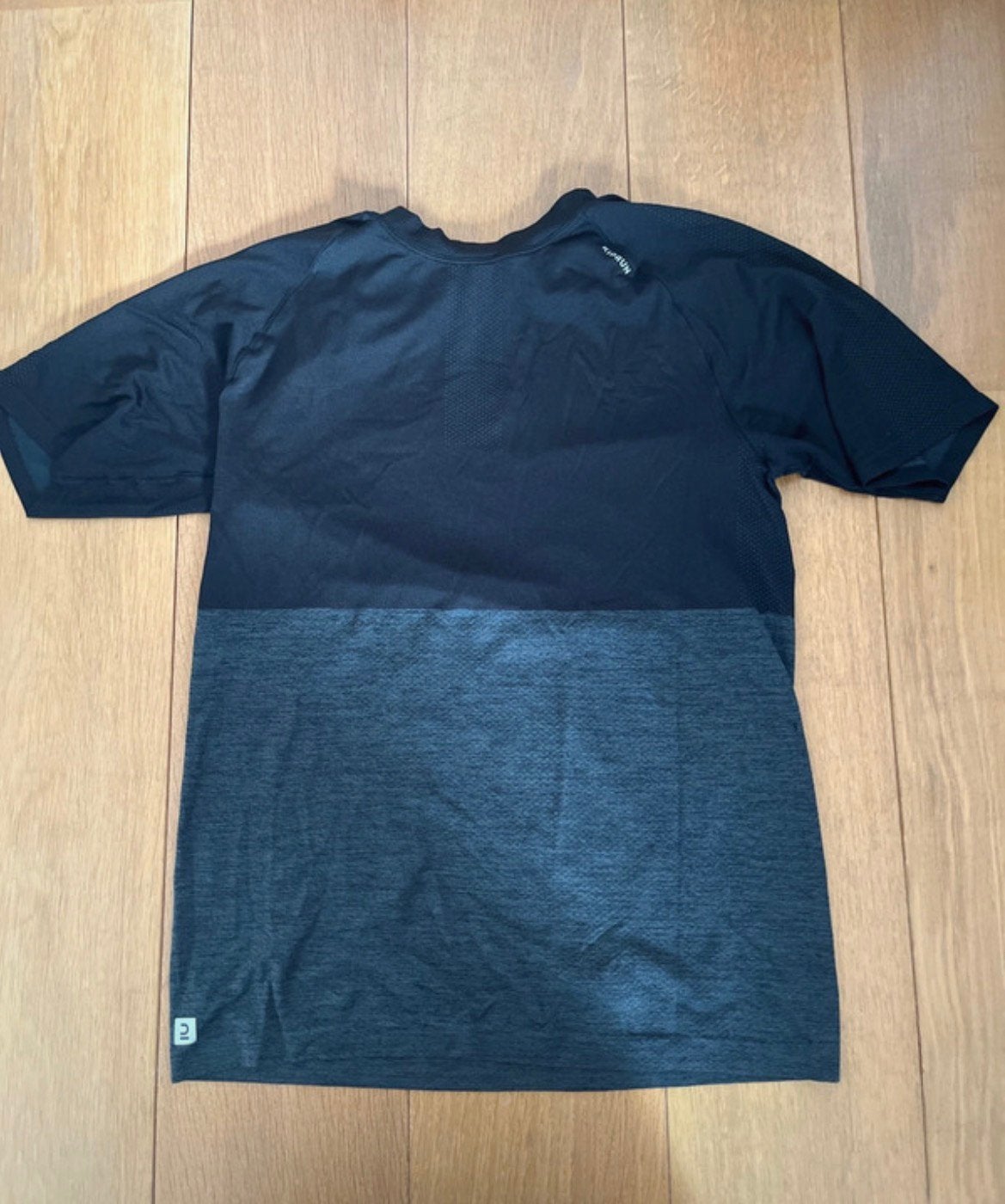 Tee-shirt, Enlèvement ou Envoi, Comme neuf, Taille 46 (S) ou plus petite, Noir