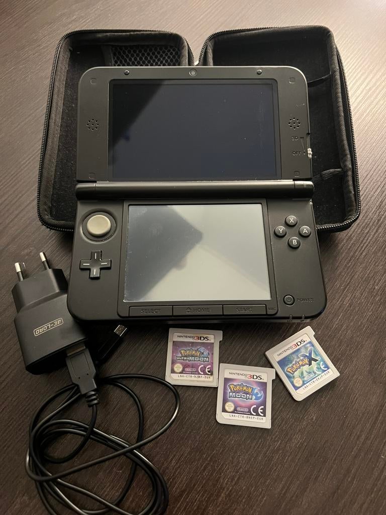 Nintendo 3DS XL Avec 3 Jeux Pokemon et Housse de protection, 3DS, Enlèvement, Utilisé, Bleu
