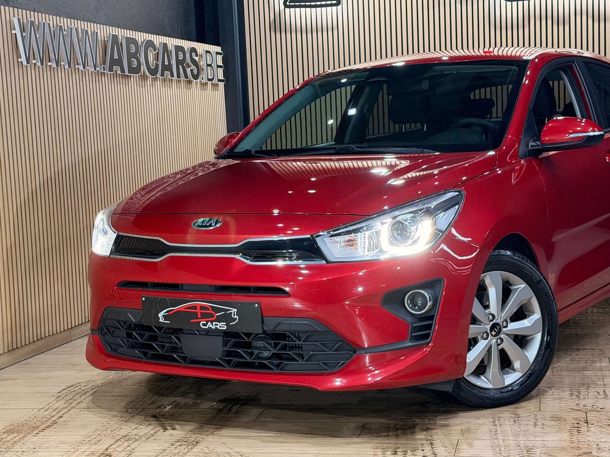 Kia Rio 1.0 * GARANTIE 12 MOIS * 1ER PROPRIETAIRE *, Rouge, Achat, 998 cm³, Euro 6
