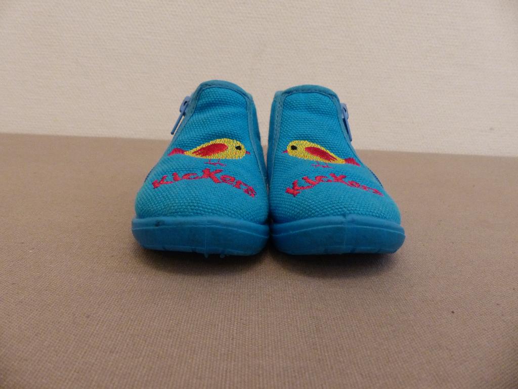 Kickers blauwe pantoffels - maat 20, Kickers, Jongen of Meisje, Overige typen, Ophalen of Verzenden