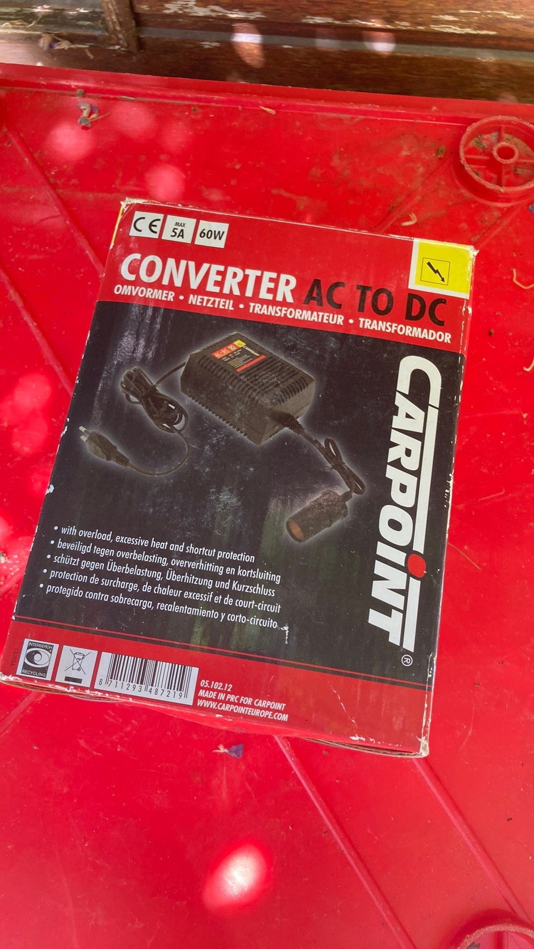 Carpoint Omvormer (AC naar DC) – Gebruik je 12V acc thuis!, Ophalen of Verzenden, Zo goed als nieuw